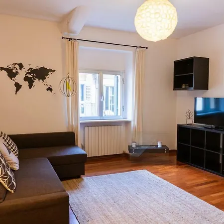 Appartamento Accogliente Residenza Rocchetto A 25mt Da Piazza Erbe